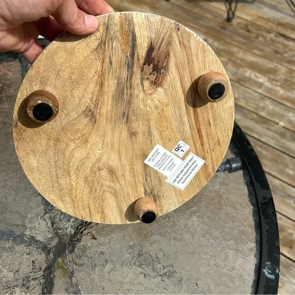 Elegant Wooden Decorative Plate - Picture 6 of 9